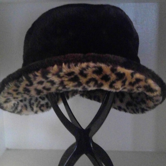 Faux Fur Black Hat with Leopard Brim - Picture 1 of 4